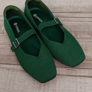 VIVAIA..MARGOT SQUARE TOE MARY JANE FLATS..SIZE 40 NEW!!